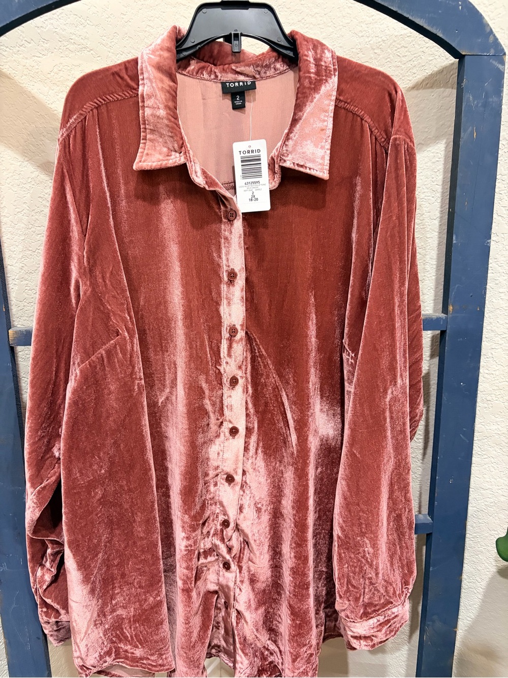 Torrid Dusty Rose Velvet Button-Down Shirt 2x